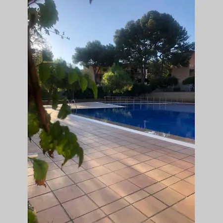 Apartment In Front Of Arrabassada Beach Tarragona Exterior photo